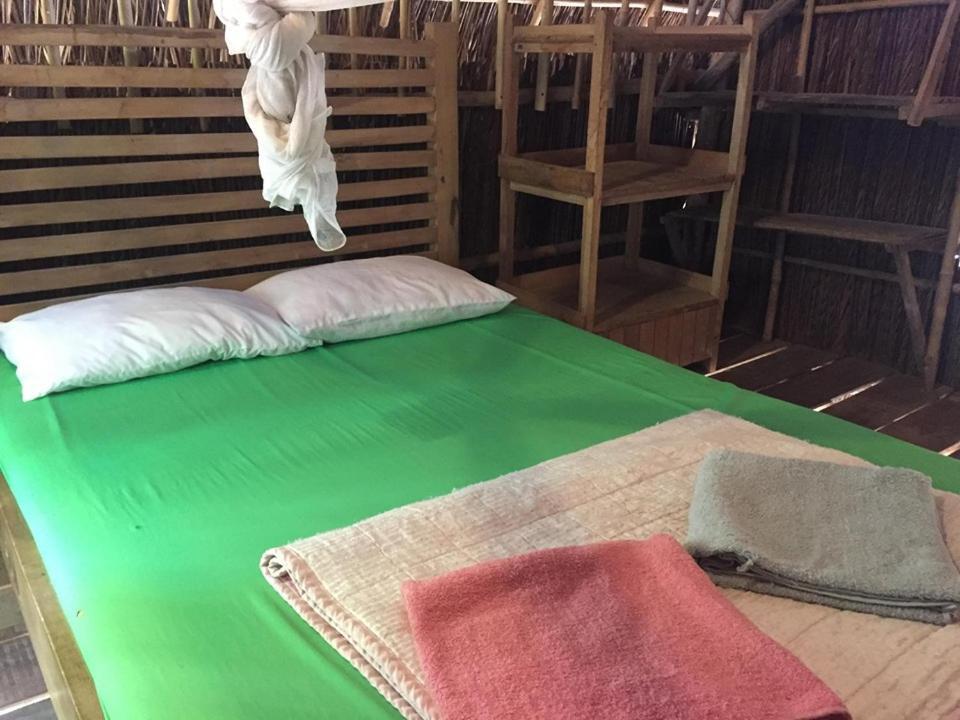 贡布 萨蒙村旅馆酒店 外观 照片