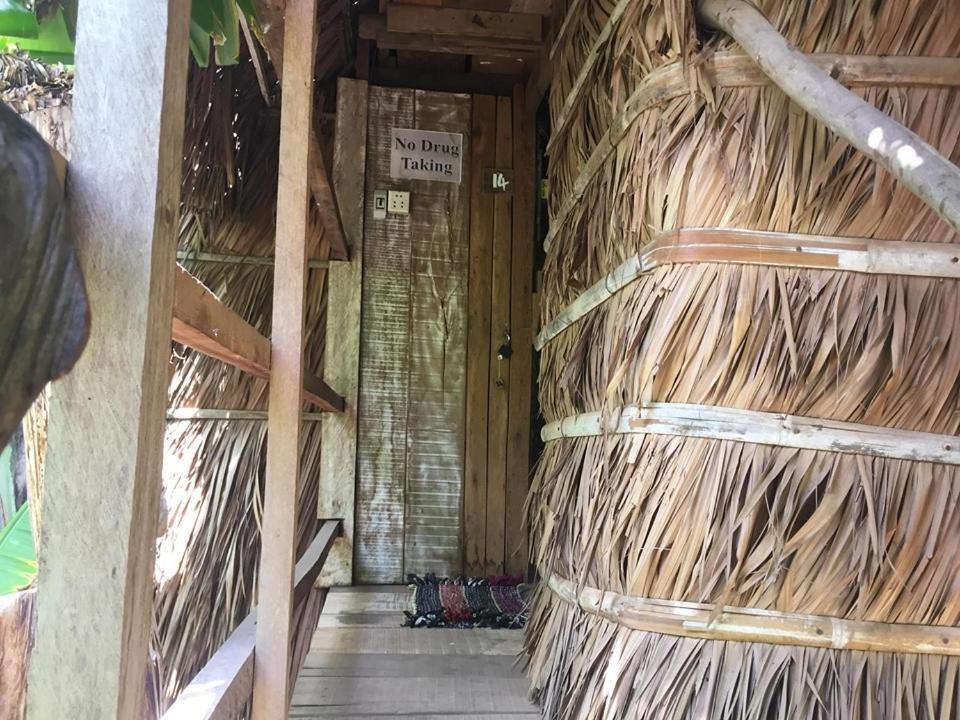 贡布 萨蒙村旅馆酒店 外观 照片